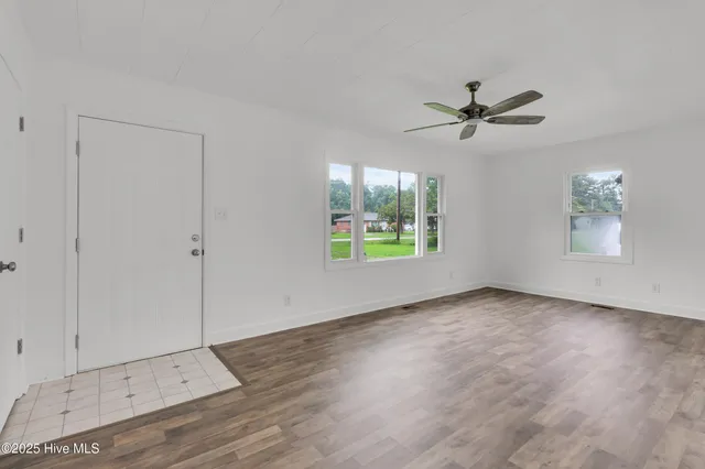 $1,800 | 300 Battleground Avenue, New Bern, NC 28560