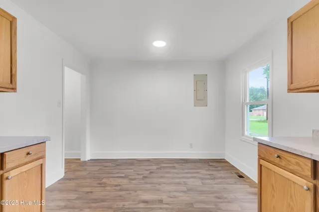 $1,800 | 300 Battleground Avenue, New Bern, NC 28560