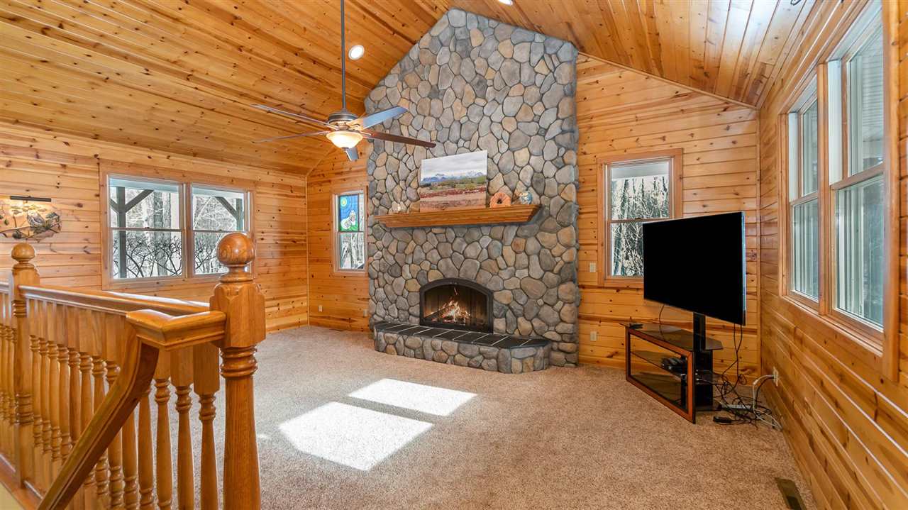 1555 South 8 Mile Road Breckenridge, MI 48615 - Photo 4 of 35