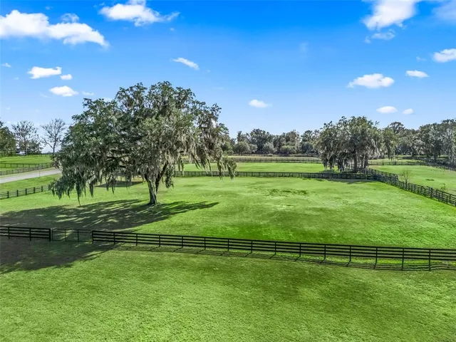 $375,000 | 14440 Northwest Highway 225A, Reddick, FL 32686