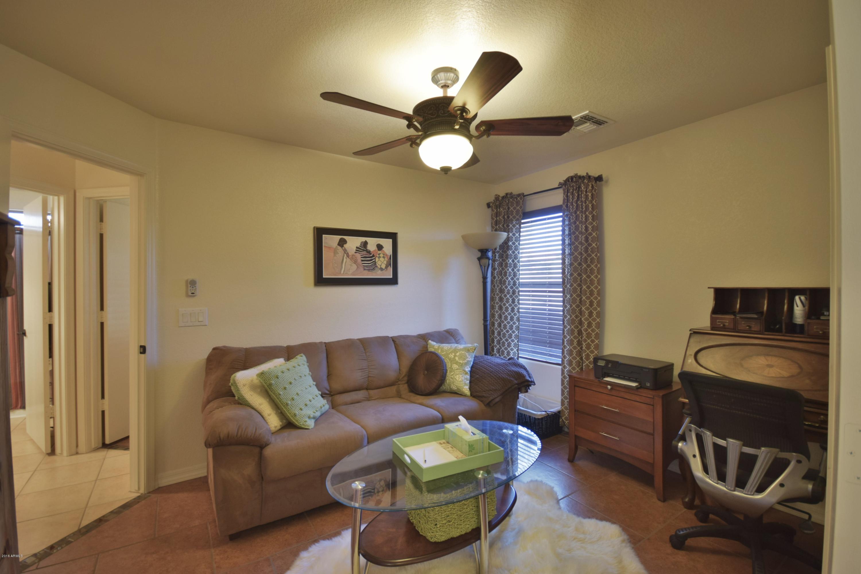 21383 Goles Drive Maricopa, AZ 85138 - Photo 11 of 32 DSC_0158