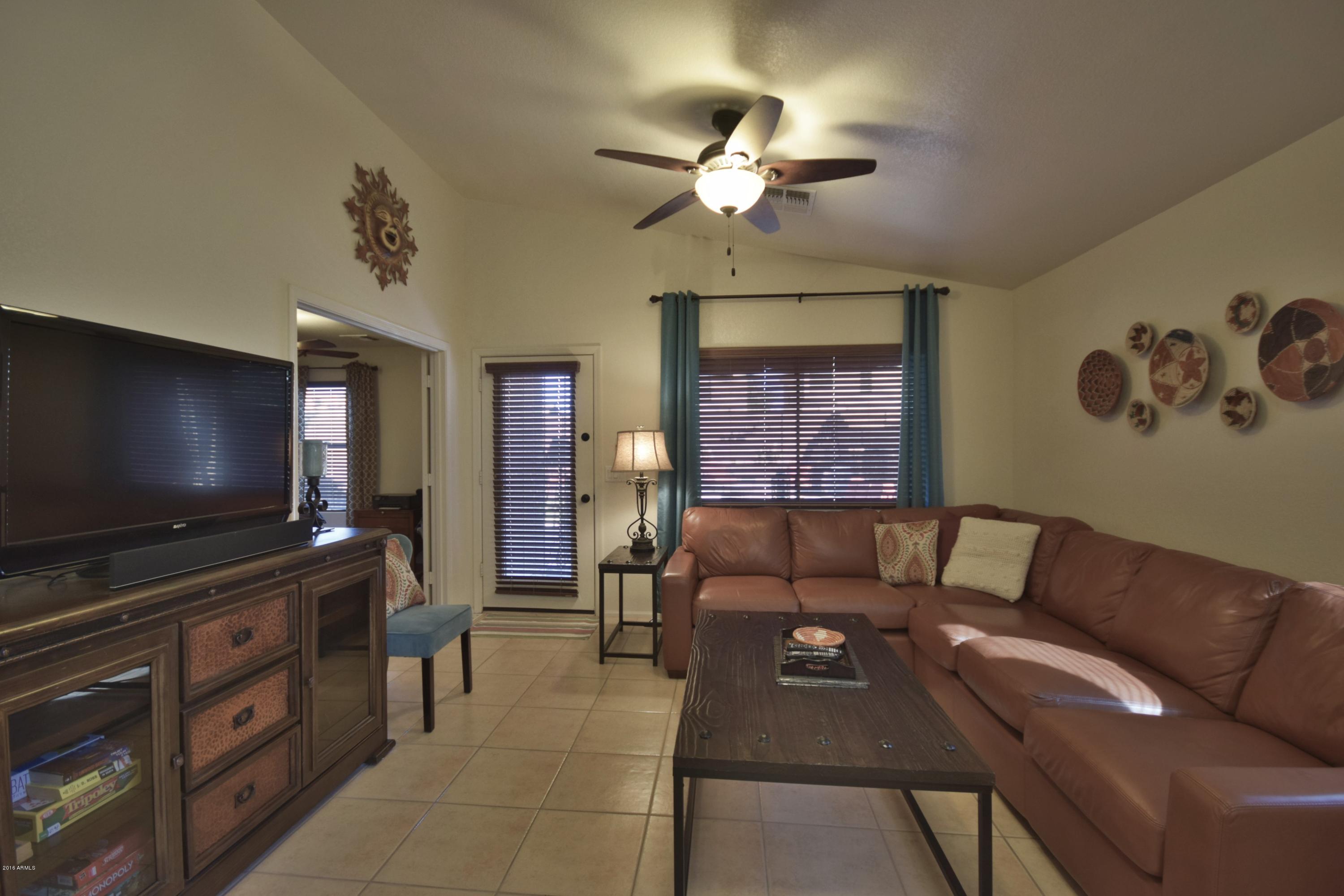 21383 Goles Drive Maricopa, AZ 85138 - Photo 5 of 32 DSC_0151