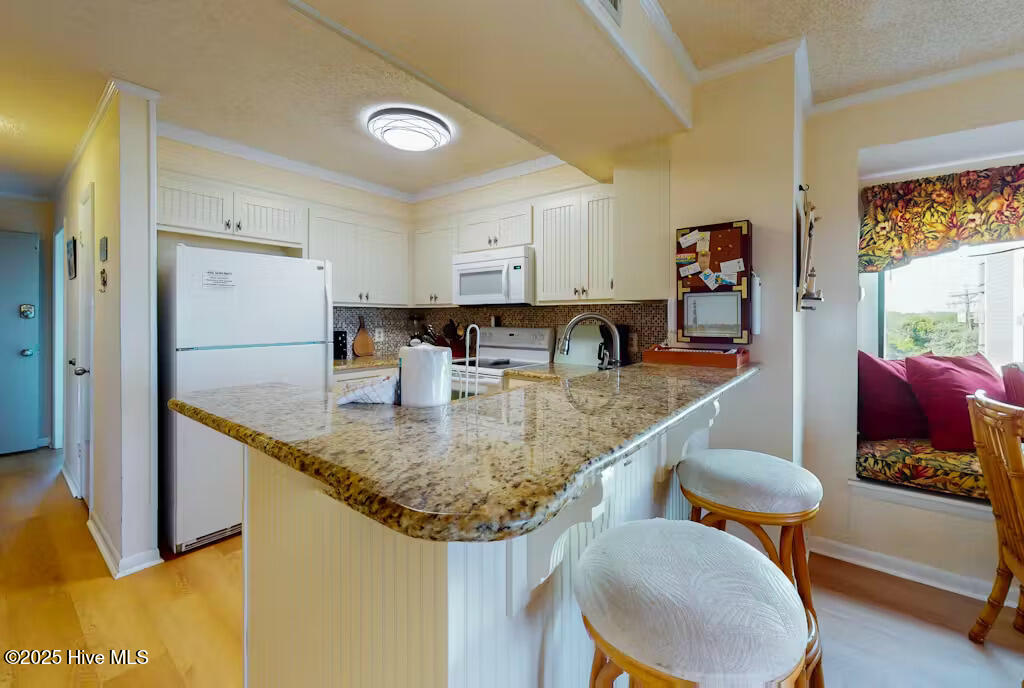 2509 West Fort Macon Road, Unit 201B Atlantic Beach, NC 28512 - Photo 8 of 25 B201kitchen1