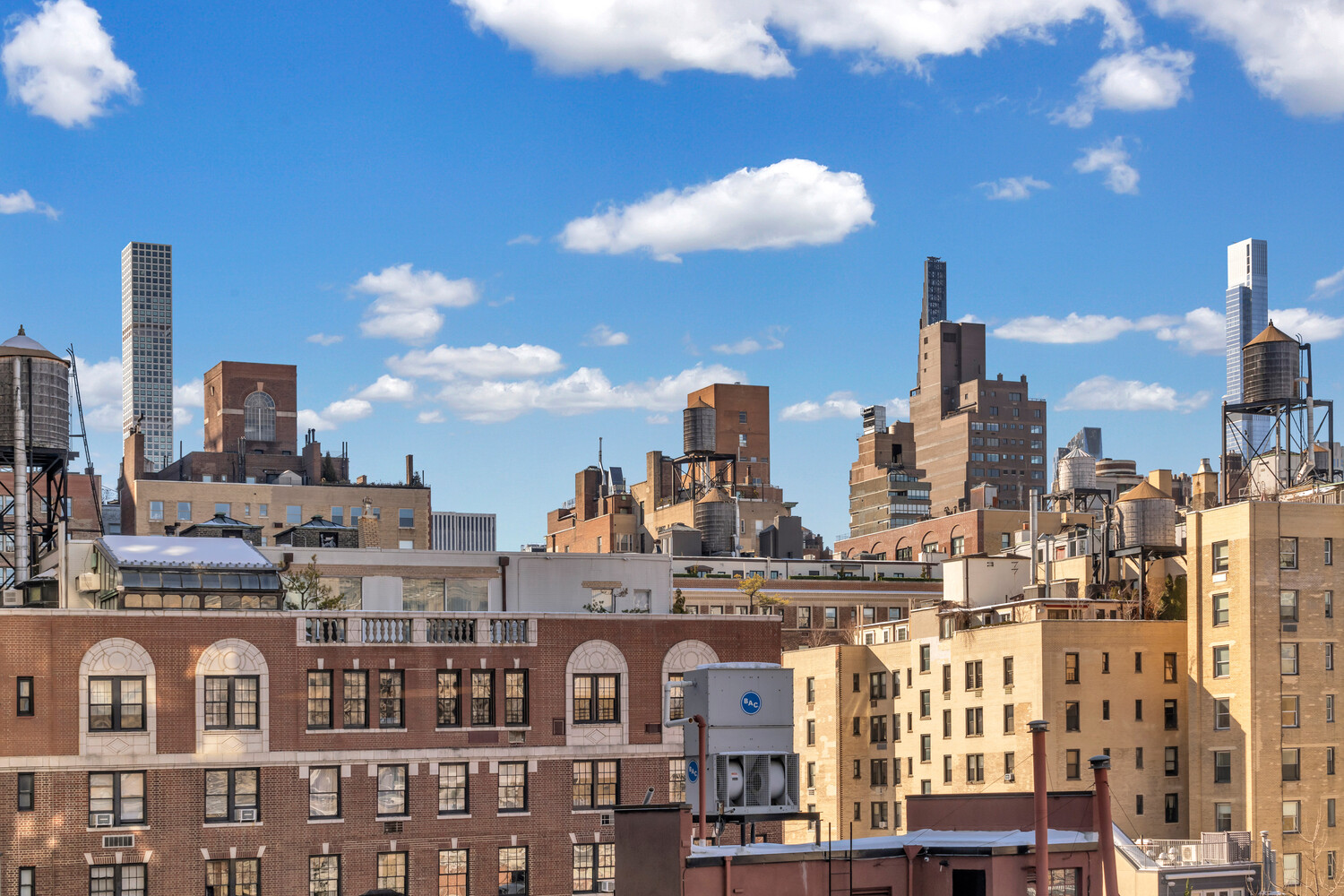 196 East 75th Street, Unit 9A Manhattan, NY 10021 - Photo 9 of 10 a picture of city view