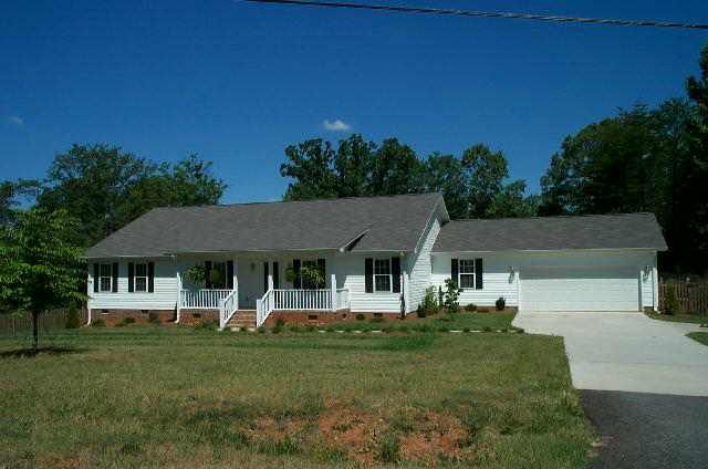 380 Graham Road Anderson, SC 29625 - Photo 1 of 1 Gallery Image 1