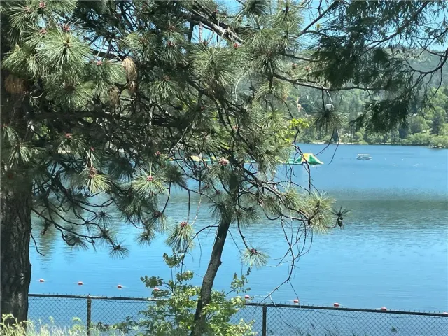 $600,000 | 24327 Montreaux Drive, Crestline, CA 92325