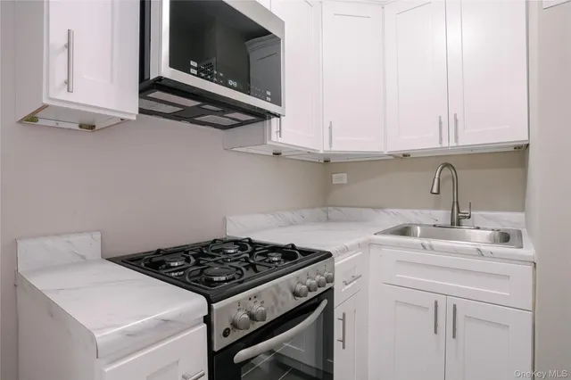 $170,000 | 5715 Mosholu Avenue, Unit 2E | North Riverdale