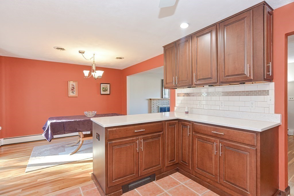 115 Chapman Road Stoughton, MA 02072 - Photo 16 of 40 Gallery Image 16
