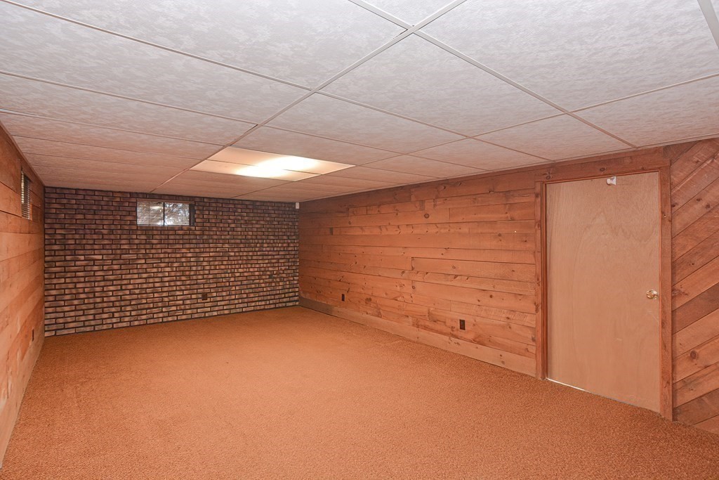 115 Chapman Road Stoughton, MA 02072 - Photo 32 of 40 Gallery Image 32