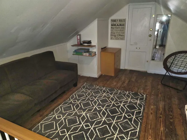 $169,900 | 810 Camlin Avenue, Rockford, IL 61103