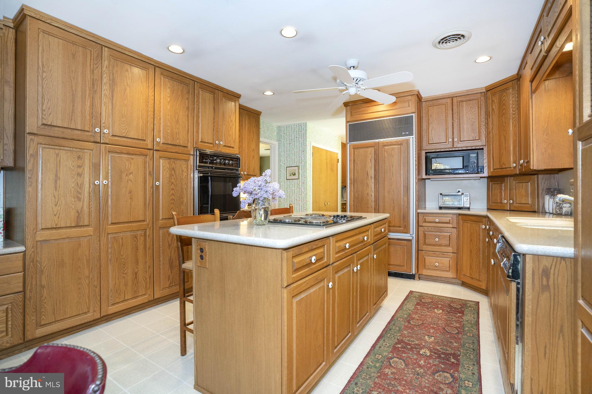 5802 Pyles Ford Road Greenville, DE 19807 - Photo 12 of 40 Abundance of Cabinet Space