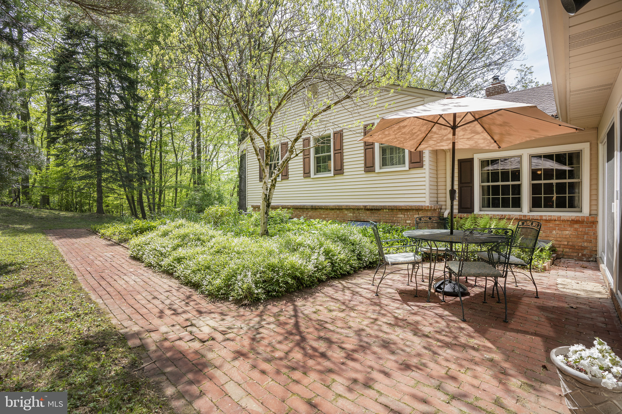 5802 Pyles Ford Road Greenville, DE 19807 - Photo 34 of 40 Brick Walkway & Patio