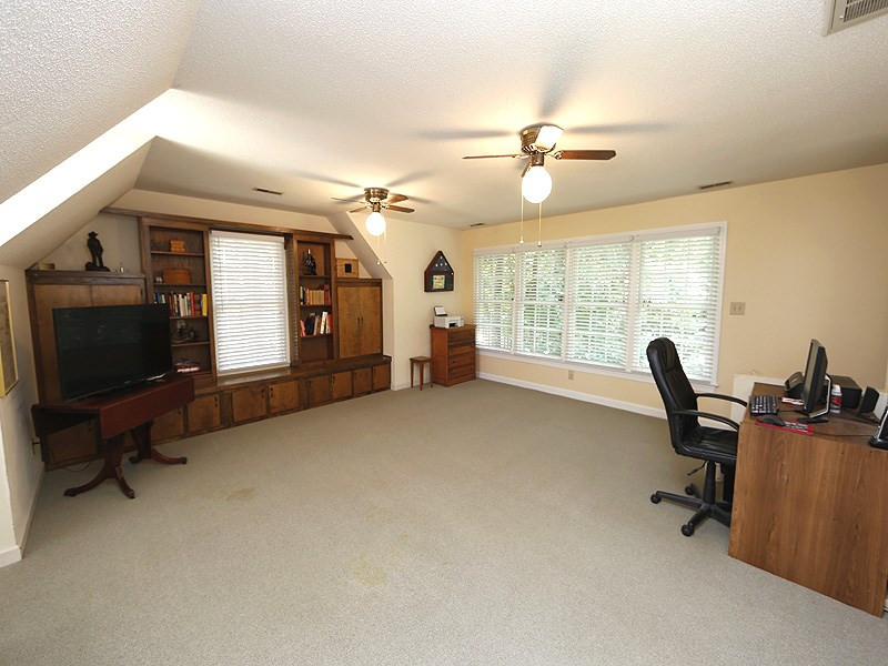 8904 Wellsley Way Raleigh, NC 27613 - Photo 22 of 25 Bonus Room