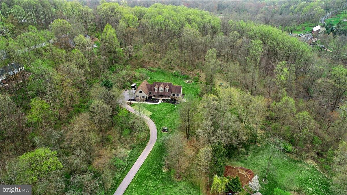 605 Blue Lake Road Denver, PA 17517 - Photo 2 of 44 V2
