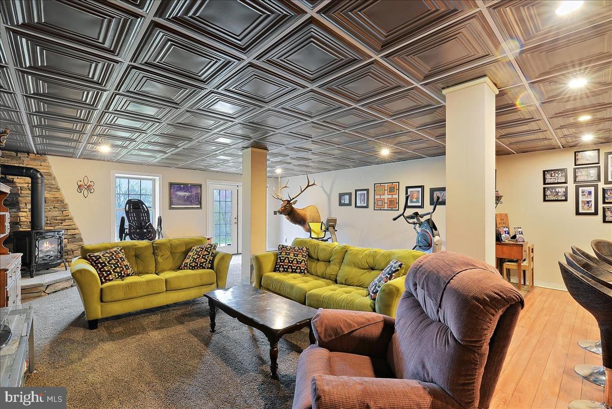 605 Blue Lake Road Denver, PA 17517 - Photo 34 of 44 V5