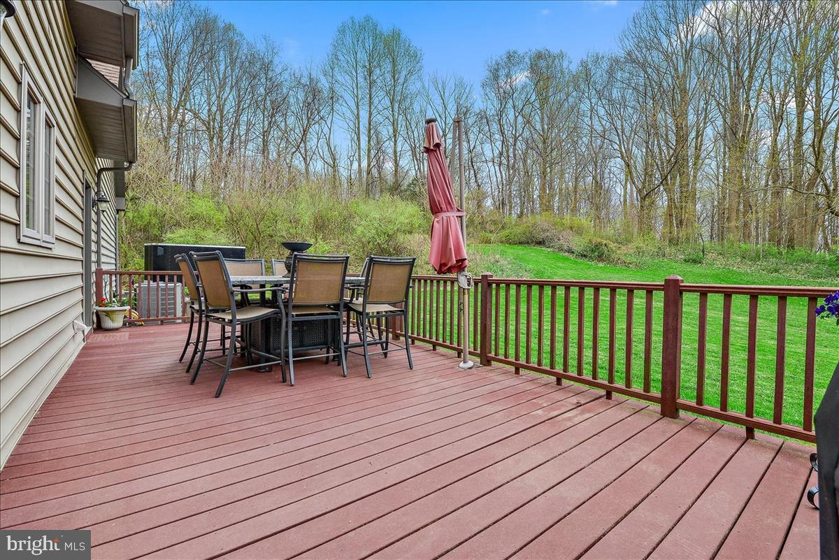 605 Blue Lake Road Denver, PA 17517 - Photo 38 of 44 Deck
