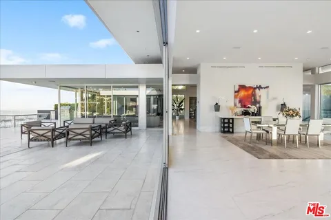 $18,999,000 | 1620 Carla Ridge, Beverly Hills, CA 90210