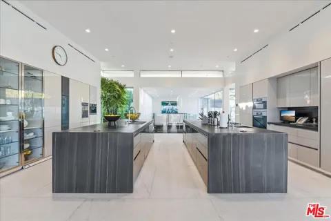 $18,999,000 | 1620 Carla Ridge, Beverly Hills, CA 90210