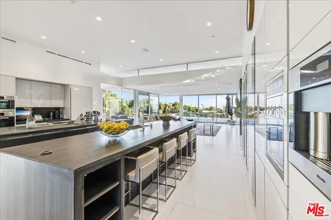 $18,999,000 | 1620 Carla Ridge, Beverly Hills, CA 90210