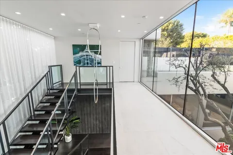 $18,999,000 | 1620 Carla Ridge, Beverly Hills, CA 90210