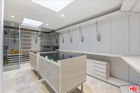 $18,999,000 | 1620 Carla Ridge, Beverly Hills, CA 90210