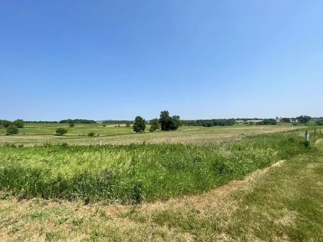 $150,000 | 23 Highway 23, Mineral Point, WI 53565