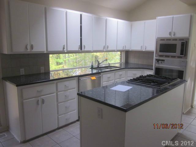 7200 Ridge Lane Road Charlotte, NC 28262 - Photo 4 of 13 Gallery Image 4