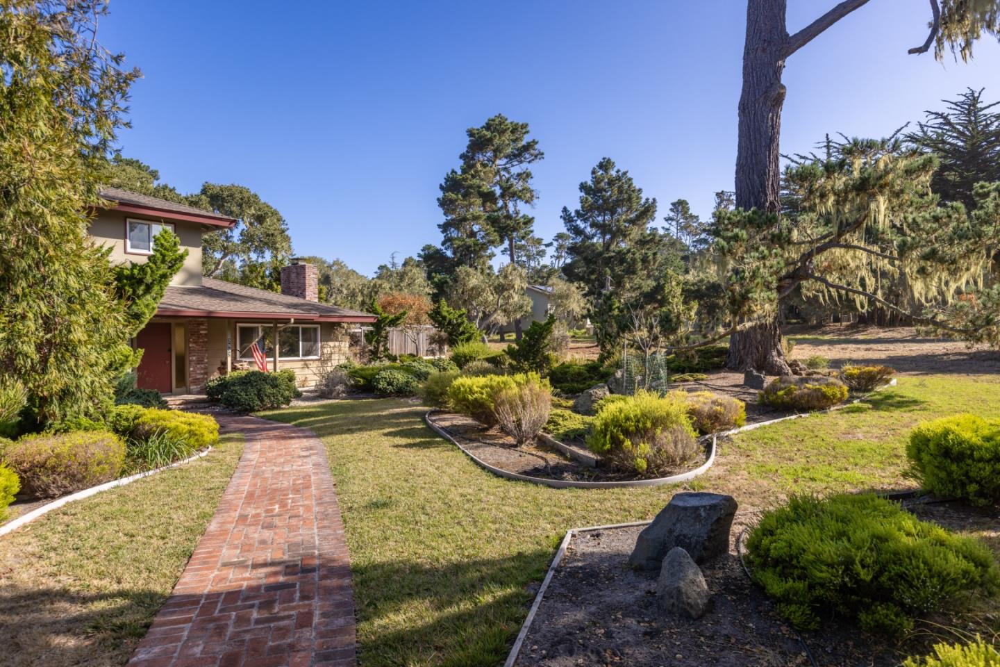2832 Paradise Park Road Pebble Beach, CA 93953 - Photo 4 of 32 Gallery Image 4