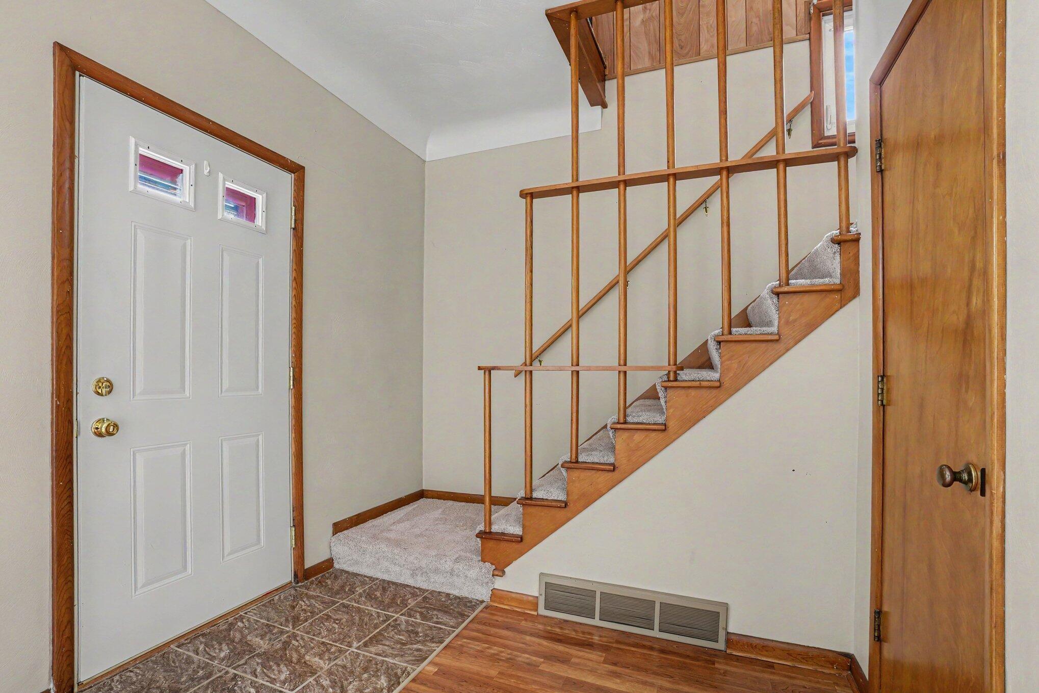 355 East Maple Street Climax, MI 49034 - Photo 5 of 26 004_file_1052