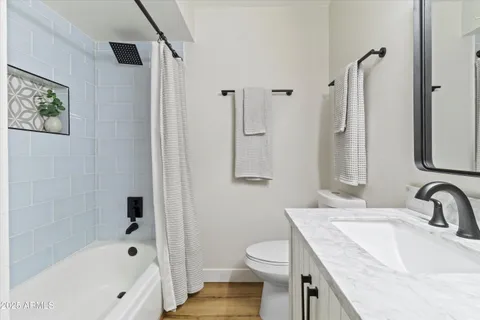 $919,000 | 7023 North Vía Nueva, Scottsdale, AZ 85258