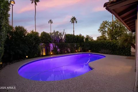 $919,000 | 7023 North Vía Nueva, Scottsdale, AZ 85258