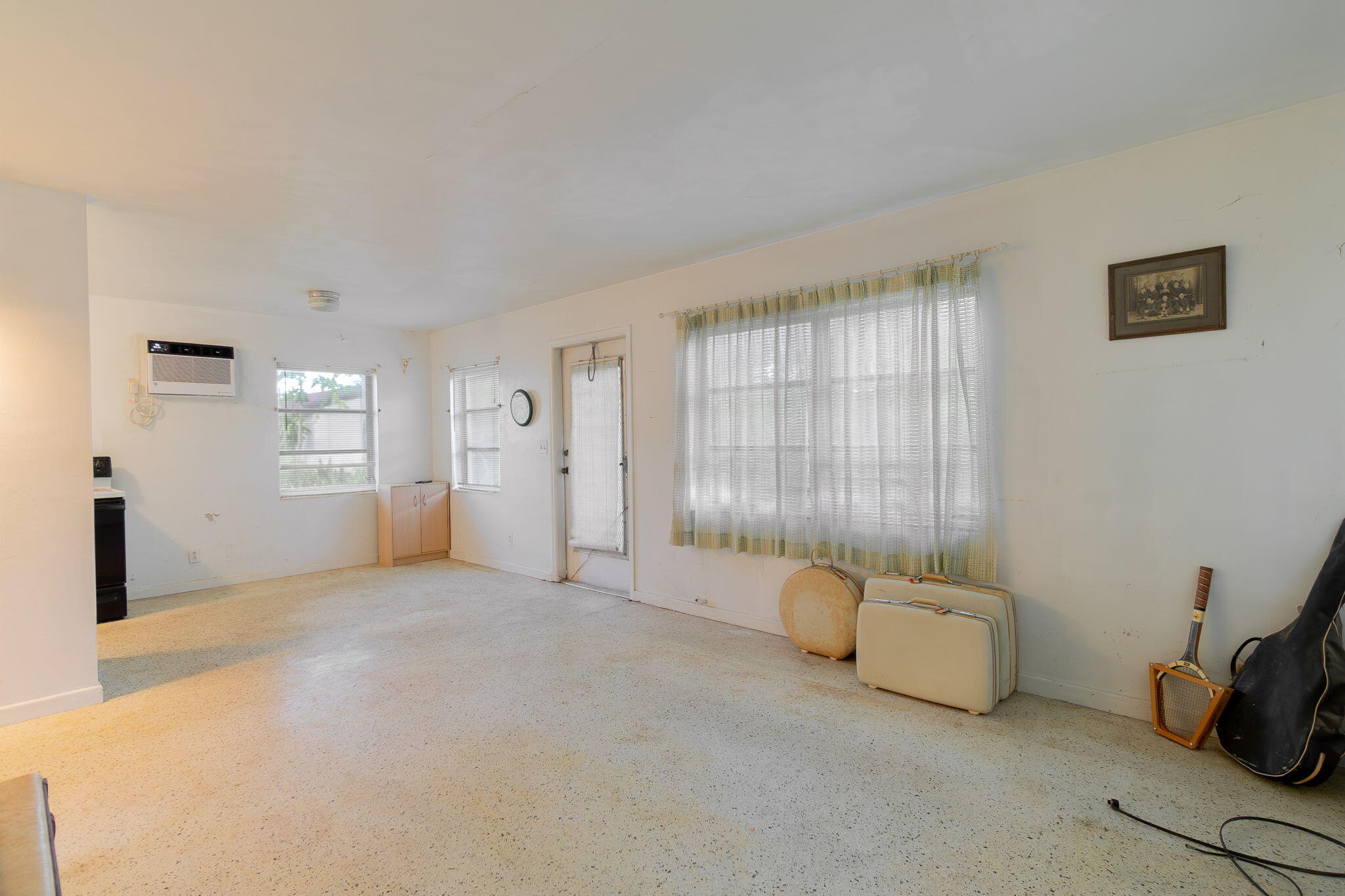 411 Churchill Road West Palm Beach, FL 33405 - Photo 26 of 40 Family