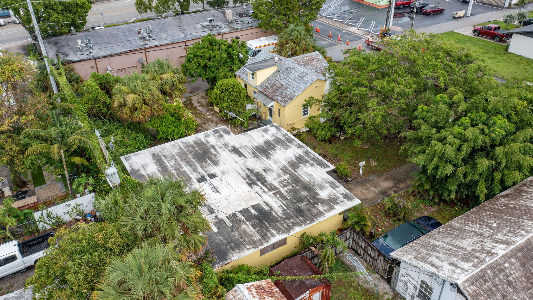 411 Churchill Road West Palm Beach, FL 33405 - Photo 6 of 40 40-web-or-mls-DJI_0123