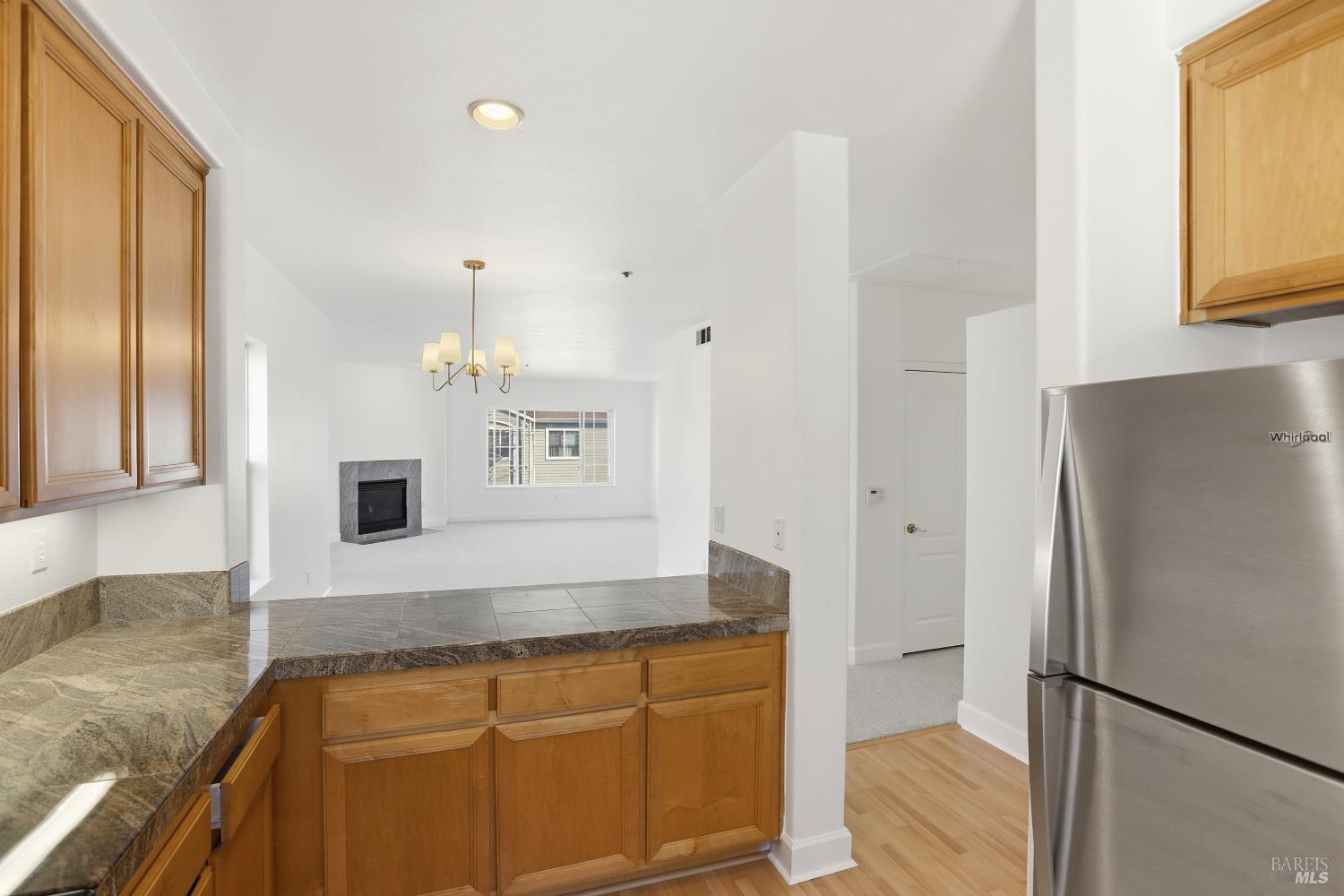 852 Diablo Avenue, Unit 304 Novato, CA 94947 - Photo 13 of 35