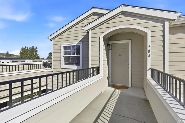 $580,000 | 852 Diablo Avenue, Unit 304, Novato, CA 94947