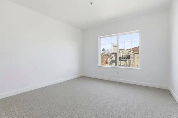 $580,000 | 852 Diablo Avenue, Unit 304, Novato, CA 94947