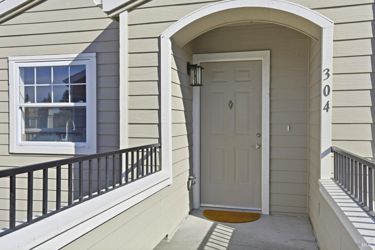 852 Diablo Avenue, Unit 304 Novato, CA 94947 - Photo 3 of 35