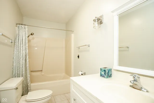 $389,900 | 7509 Rodeo Drive, Ellettsville, IN 47429