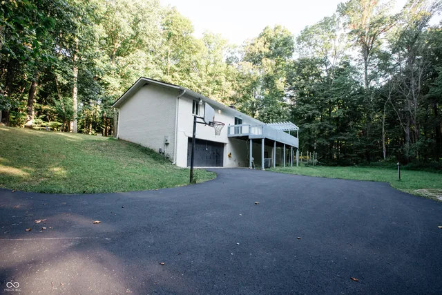 $389,900 | 7509 Rodeo Drive, Ellettsville, IN 47429