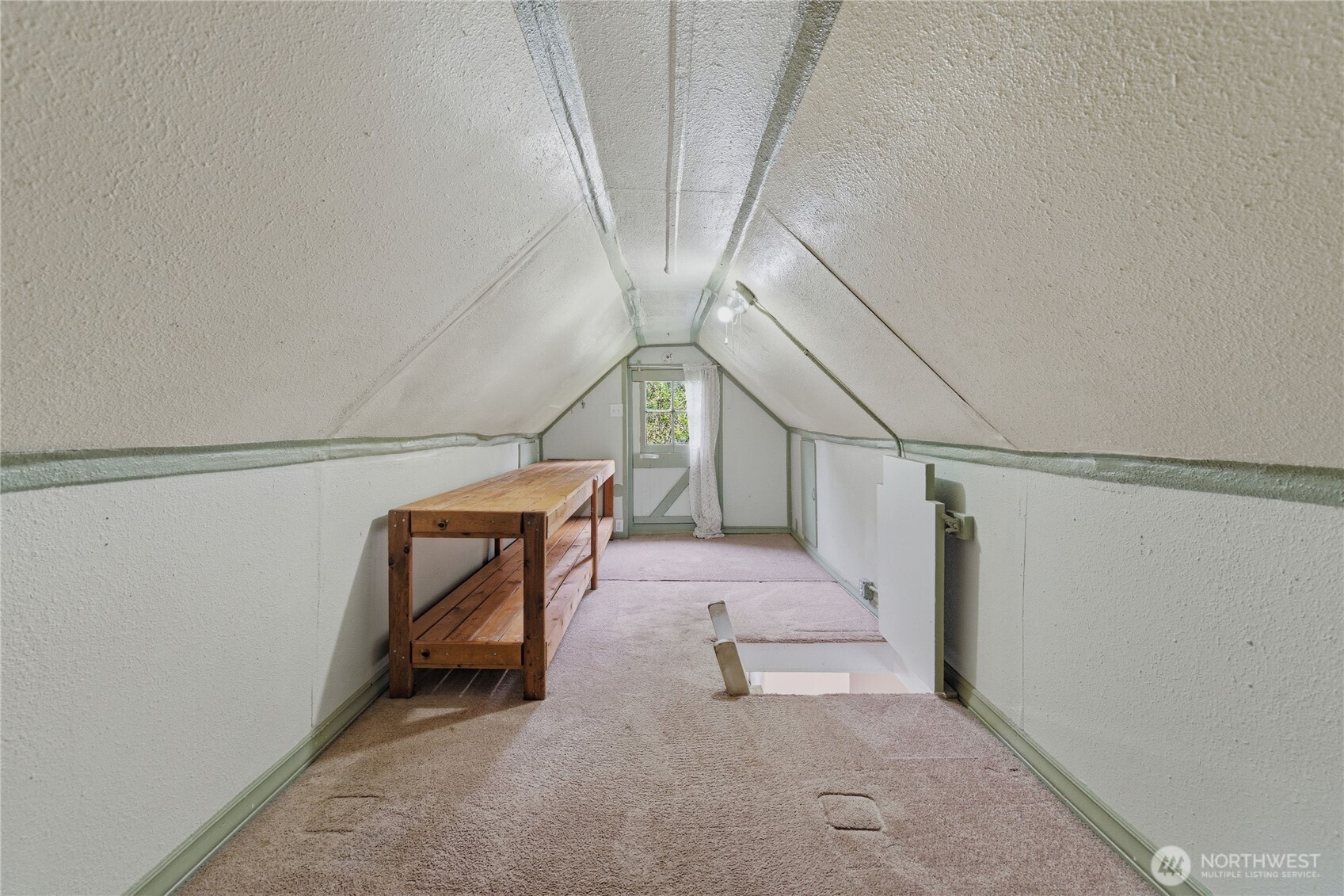 6557 Cultus Bay Road Clinton, WA 98236 - Photo 21 of 35 Gallery Image 21