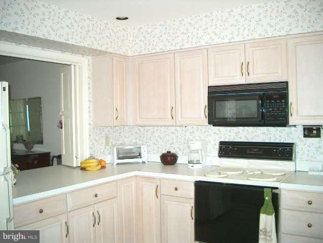 35 Leearden Road Hershey, PA 17033 - Photo 5 of 12 Gallery Image 5