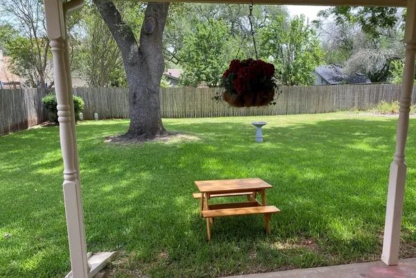 $2,700 | 11505 Charred Oak Drive, Austin, TX 78759