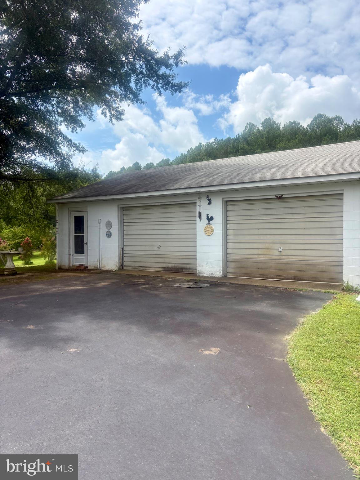 44567 Three Coves Road Hollywood, MD 20636 - Photo 4 of 17 Garage