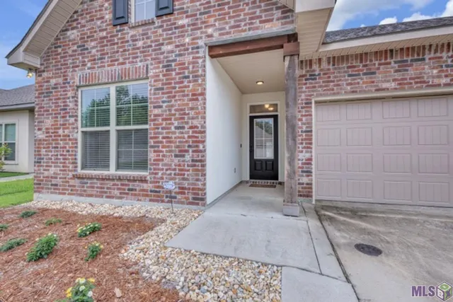 $4,000 | 7248 Kenilworth Crossing Avenue, Baton Rouge, LA 70820