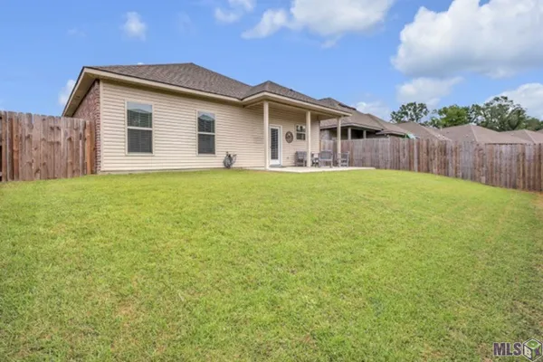 $4,000 | 7248 Kenilworth Crossing Avenue, Baton Rouge, LA 70820