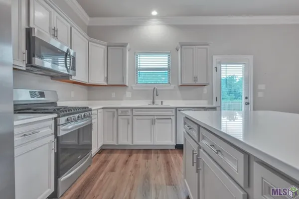 $4,000 | 7248 Kenilworth Crossing Avenue, Baton Rouge, LA 70820