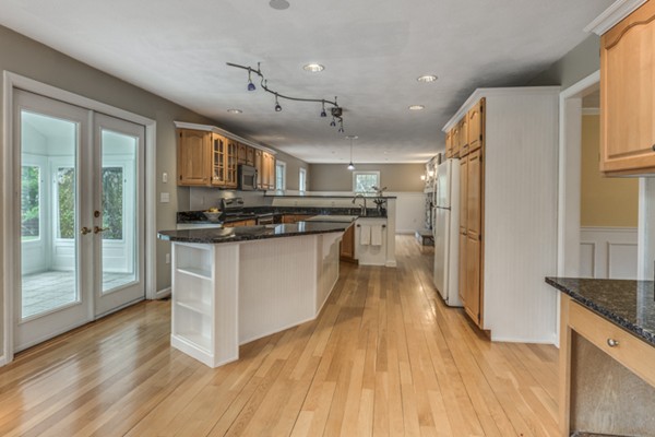 30 Hillview Road North Reading, MA 01864 - Photo 12 of 30 Gallery Image 12