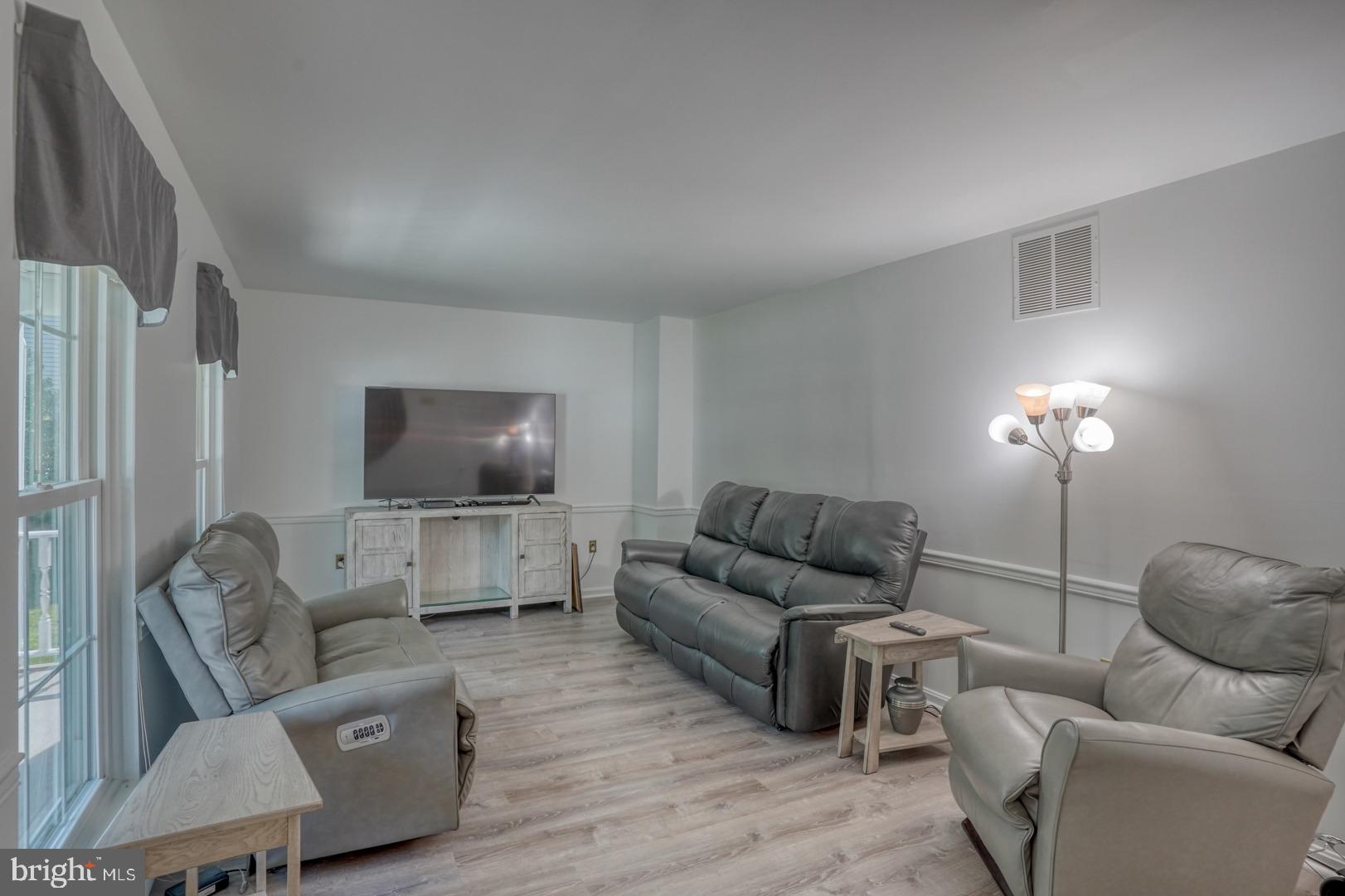 262 Cheyenne Drive Bear, DE 19701 - Photo 4 of 42