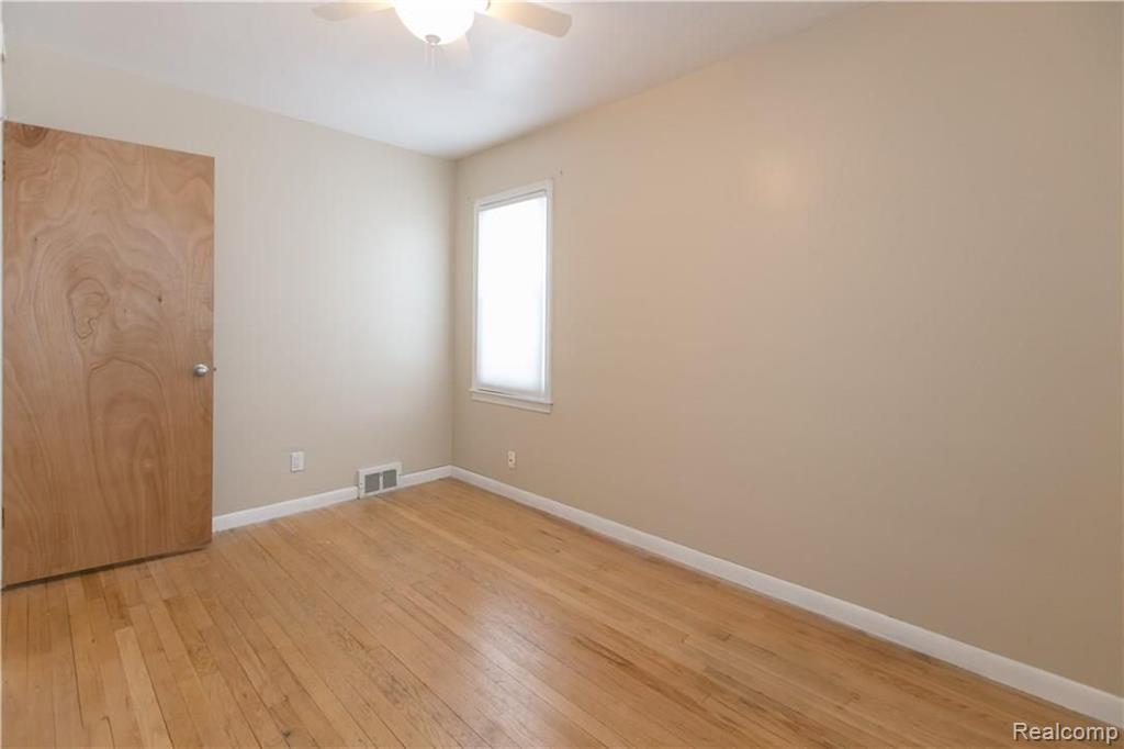 724 Princeton Road Berkley, MI 48072 - Photo 27 of 47