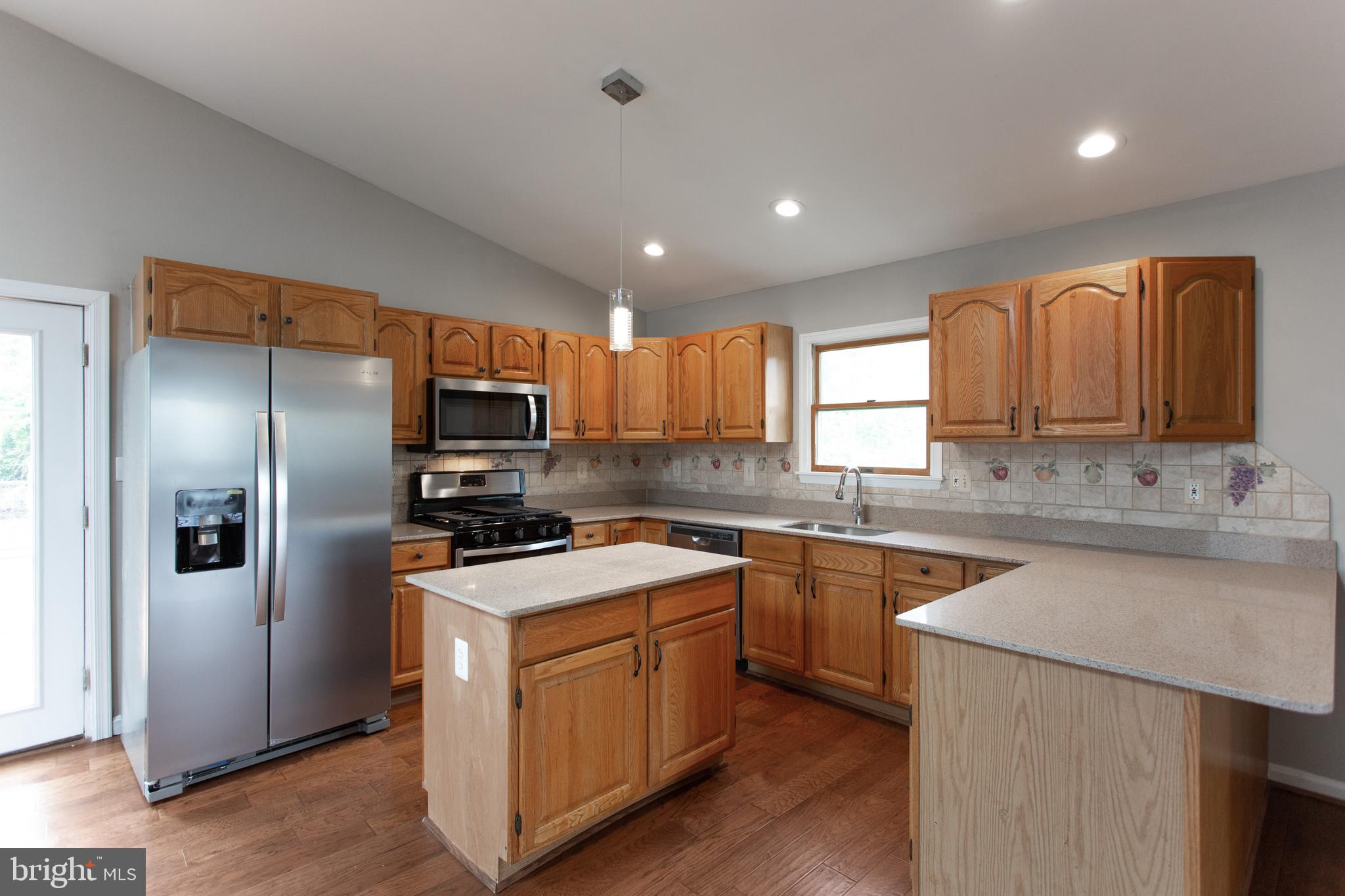 1810 Summit Avenue Rosedale, MD 21237 - Photo 22 of 47